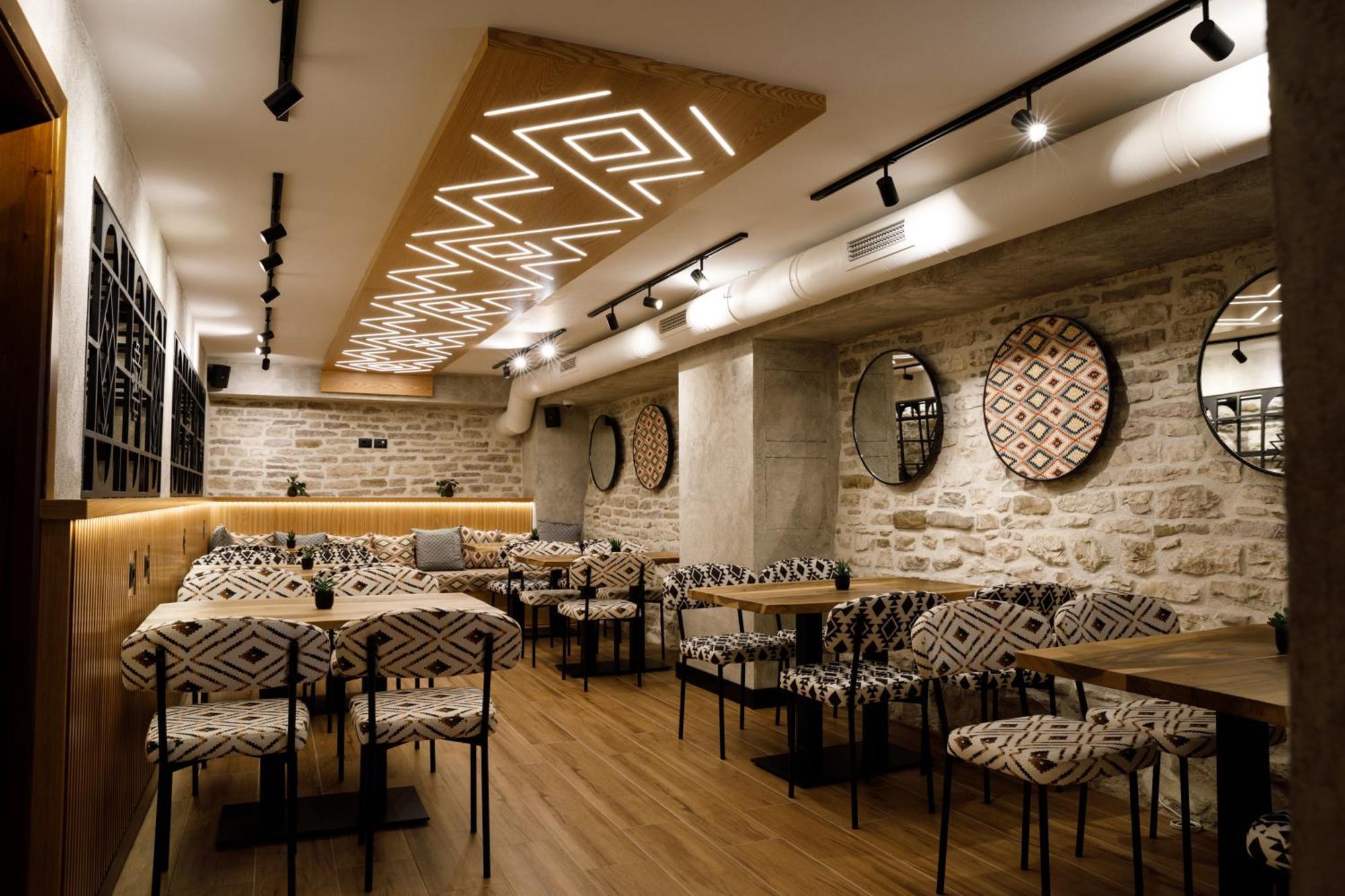 Hotel Kalemi 2 Gjirokastër Екстериор снимка