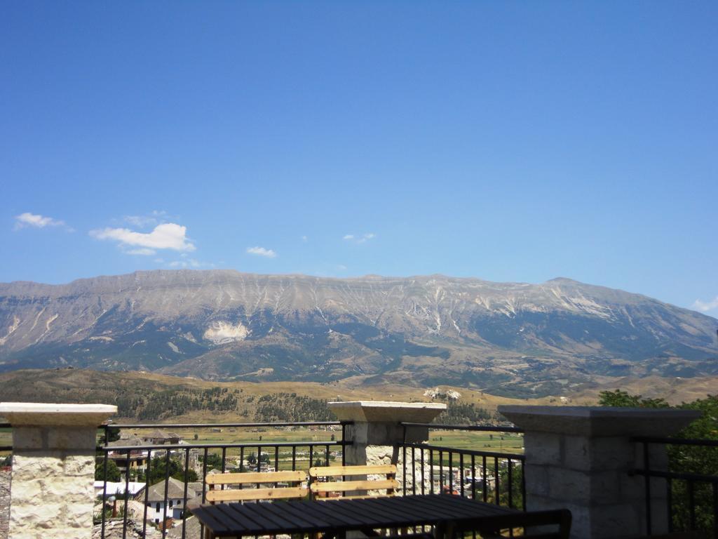 Hotel Kalemi 2 Gjirokastër Екстериор снимка