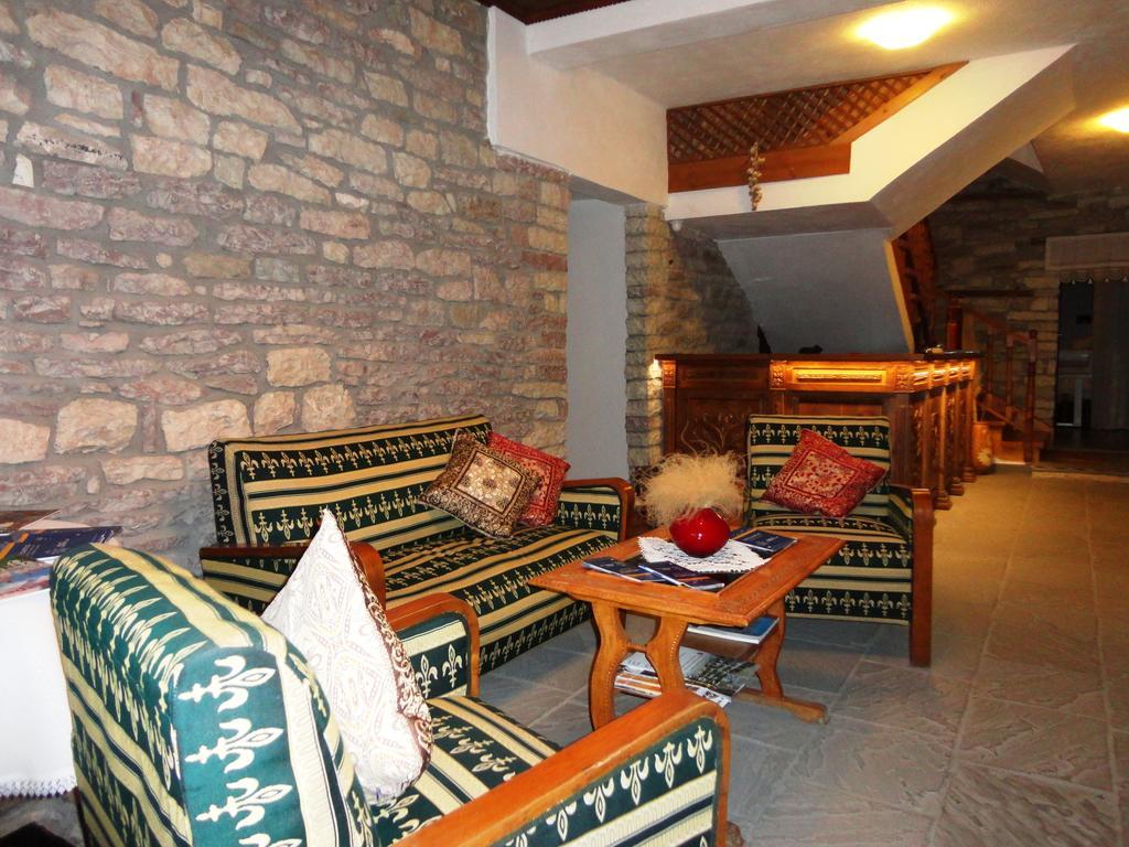 Hotel Kalemi 2 Gjirokastër Екстериор снимка