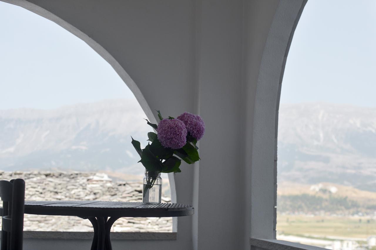 Hotel Kalemi 2 Gjirokastër Екстериор снимка