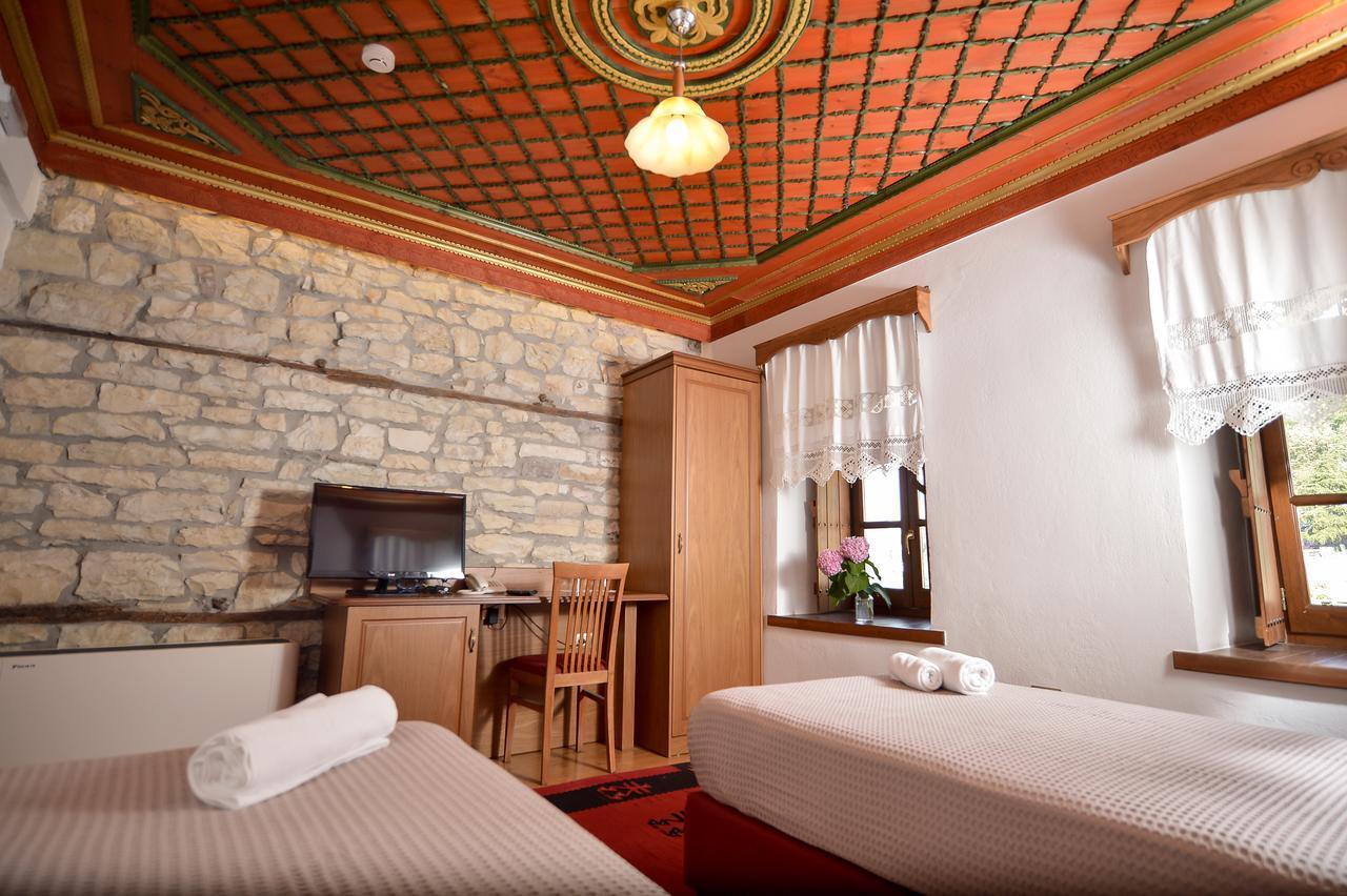 Hotel Kalemi 2 Gjirokastër Екстериор снимка